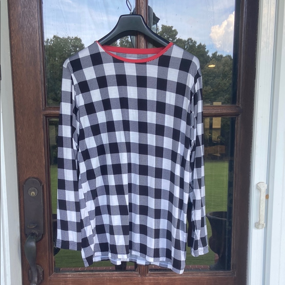Little Sleepies plaid too.‎ Size XXL